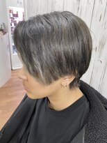 ヘアー ティンク(hair tink'u) グレージュショート