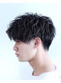 ツーブロック刈り上げセンターパートソフトツイストスパイラル