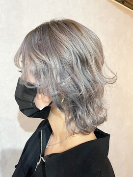 シアン(CYAN) #ブリーチカラー#グレージュ#透け感#髪質改善#外ハネボブ