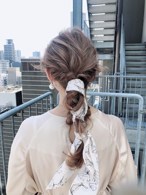 スカーフヘアアレンジ