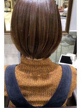 トレ(tre.) 甲子園口/髪質改善/縮毛矯正/ハイライト/酸性ストレート/美容室