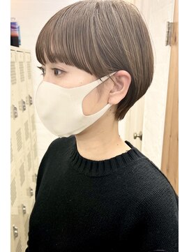 コス(kos) 大人可愛い/ココアベージュ/グレージュカラー/ボブウルフ/黒髪