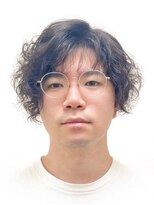 黄ぐまくん美容室 メンズ サイドパート ランダムパーマ