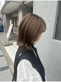 ブリーチなしベージュ 担当:ばば/イエベ/ミディアムボブ/ツヤ髪