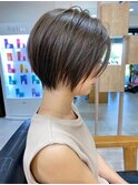 小顔ナチュラルショートヘア×ダークアッシュ抜け感ブラウン