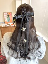 ヘアーアイスカルテット(HAIR ICI QUARTET)&nbsp;20代30代大人可愛い◎グレージュハーフアップ卒業式