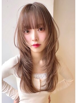 アンベリール 大名(Embellir) ハッシュカット　ブリーチ　レイヤーカット