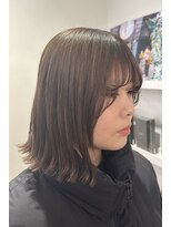 ビビアンロッソ(Viviean Rosso)&nbsp;透けバング×外ハネボブ