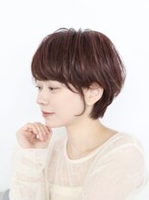 メモリーズ 表参道(Memories) 30代40代50代耳かけショート前髪なしハンサムショート白髪ぼかし