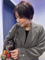 カシェル トウキョウ(Cashel Tokyo)&nbsp;ワインレッド/秋カラー/丸みのあるショートカット