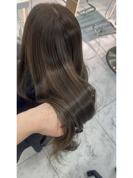 ロンドルピナス 小倉(Lond Lupinus) 黒髪カタログ/オリーブグレー/ココアベージュ/小顔に見せるヘア