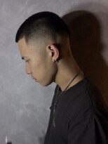 ゼウス(Zeus.)&nbsp;海外ヘアー坊主フェード