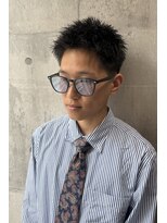 アンダーバーホワイト 南海難波店(_WHITE)&nbsp;刈り上げスパイキーショート