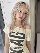 ノラ シンディ(NORA CYNDY) ブリーチハイトーン抜きっぱなしブロンドハッシュカット