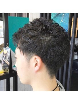 ジーキャトル(G-quatre) メンズパーマ