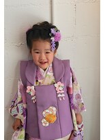 パリスパート2 七五三 カチューシャ 編み込み 毛先 クルクル ヘアアレンジ