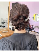 マティー(MATTY)&nbsp;ゆるっとアップスタイルアレンジ