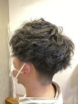 ワンズ(One’s)&nbsp;ツーブロック×ツイストスパイラルパーマ