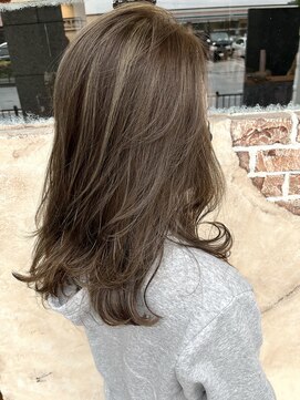 アンノ(anno) 垢抜けハイライト馴染ませヘア