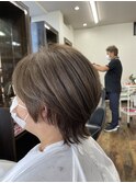 ナチュラルで可愛い!丸みショートウルフ