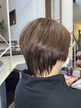 コアフィールフィス(COIFFURE fils) 新規お得クーポンあり！【見附　今町】M3Dショートボブヘア