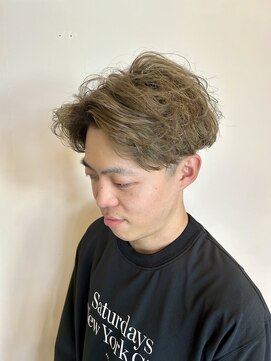 フラテロ(fratello) ハイトーンセンターパート