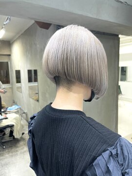 ゲーム 渋谷店(GAME) ダブルカラーホワイトベージュケアブリーチショート