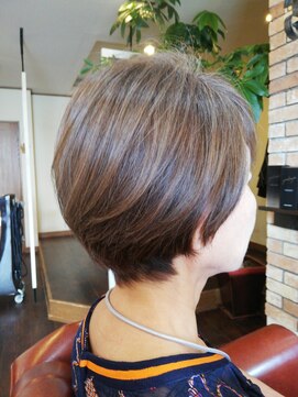 ラダー(LADDER) ミントベージュ