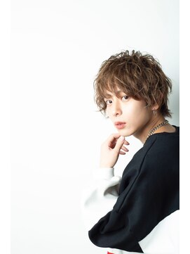 ユーフォリア 渋谷グランデ(Euphoria SHIBUYA GRANDE) ツイストスパイラルパーマ波巻きスパイラルパーマ