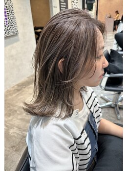 ガニー 流山おおたかの森(GANNI)の写真/大人女性から圧倒的支持の最旬メニュー！絶妙なヌケ感を演出する白髪ぼかしカラーに挑戦[流山おおたかの森]