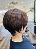 ショートボブ