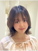 20代30代ぱっつん前髪で可愛いくびれボブ
