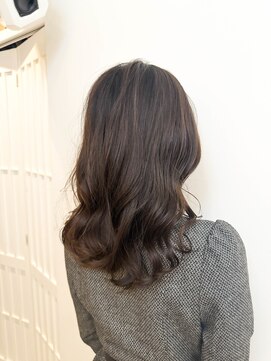 チョビー 銀座(chobii) 西/韓国風/コテ巻き風パーマ/デジタルパーマ/髪質改善/パーマ