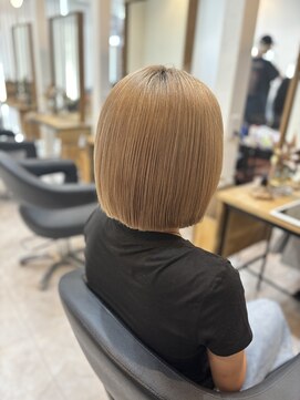 エリス ウメダ(Eliss umeda) ミルクティーベージュ