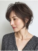 白髪ぼかしカラー×ショートボブ