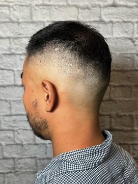 銀座マツナガ 新宿野村ビル店 フェードスタイル