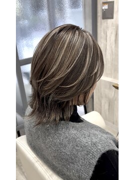 レガリタ(Regarita) 【Regarita】#60代#ショート#白髪ぼかし