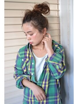 バロック(BAROQUE) ルーズお団子■立川20代30代ハイライトブリーチダブルカラー