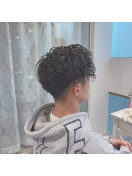 ロンド ストラーダ 心斎橋(Lond strada) 【津賀涼】お客様photo☆刈り上げ無造作前下がりパーマ☆
