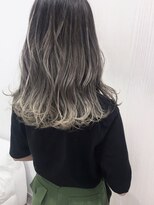 ラルジュ(Large.)&nbsp;大人かわいいエアタッチバレイヤージュ。20代30代40代50代