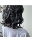 透明感抜群暗めシルバーグレー