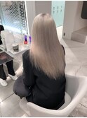 ホワイトベージュ