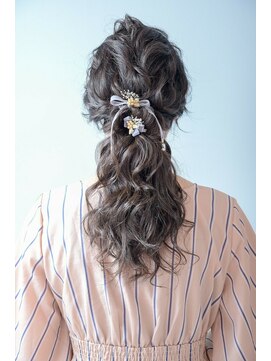 メルク(merc.) ポニーテールヘアアレンジ♪【merc.松下】