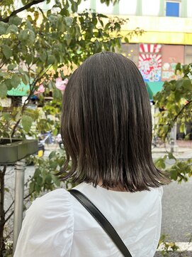 プランタンアヴェダ(printemps AVEDA) 外ハネオリーブグレージュ