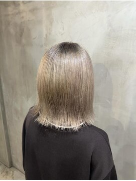 リエコー(RE'ECHO) エクステアウト後のダブルカラー