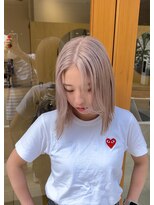 スタン 渋谷(Stam) ミルクティーホワイトグレージュミディアムレイヤーウルフ30代