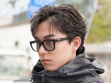 フィフス 仙台(fifth)の雰囲気（フェザーパーマで、ハネ感のあるセンターパートに*(仙台/メンズ)）