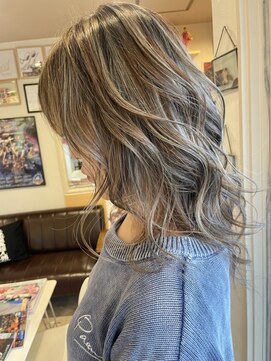 ヘア メイク ココ(hair make coco) たっぷりのホイルで透明感マシマシ★