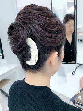 アマレット 東京駅八重洲店(amaretto) 夜会流しアレンジアップ