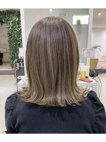 オウル(Owll) ◆◇大人気 外ハネも内巻きできる2wayスタイル◇◆